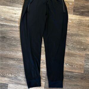 Men's Black Lululemon pace breaker pants